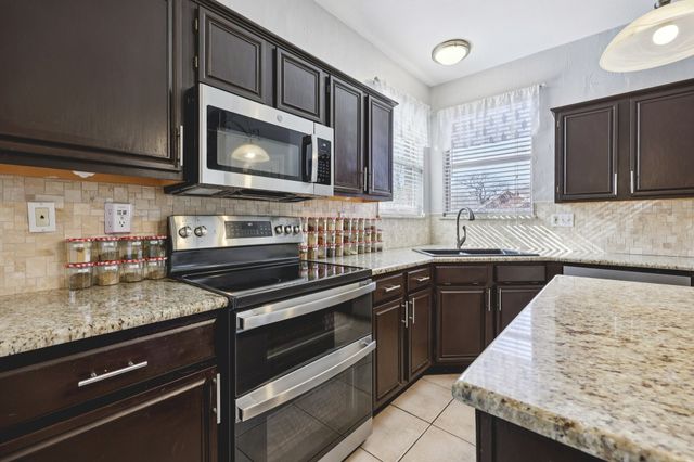 1825 Ingleside Drive, Flower Mound, TX 75028