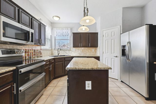 1825 Ingleside Drive, Flower Mound, TX 75028