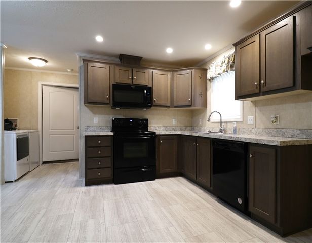 355 Route 30 89, Hanover Twp, PA 15026