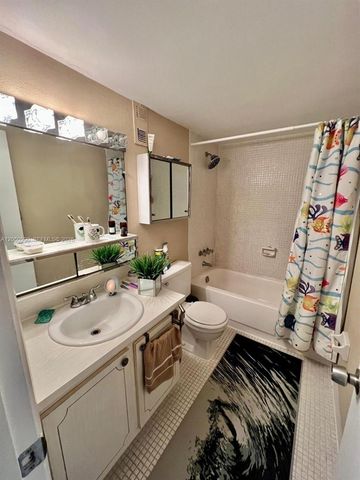 1700 NE 191st Street 508, Miami, FL 33179