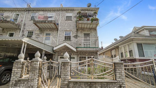 12706 97th Avenue, Richmond Hill, NY 11419