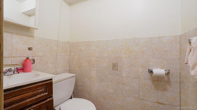 12706 97th Avenue, Richmond Hill, NY 11419