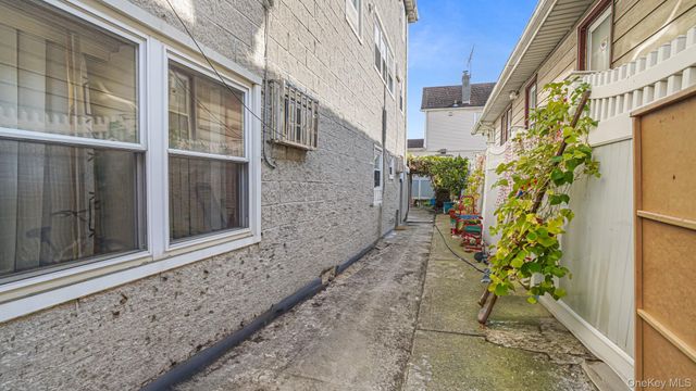 12706 97th Avenue, Richmond Hill, NY 11419