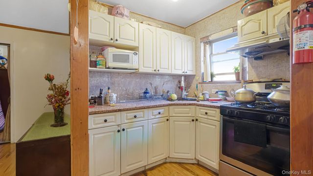 12706 97th Avenue, Richmond Hill, NY 11419
