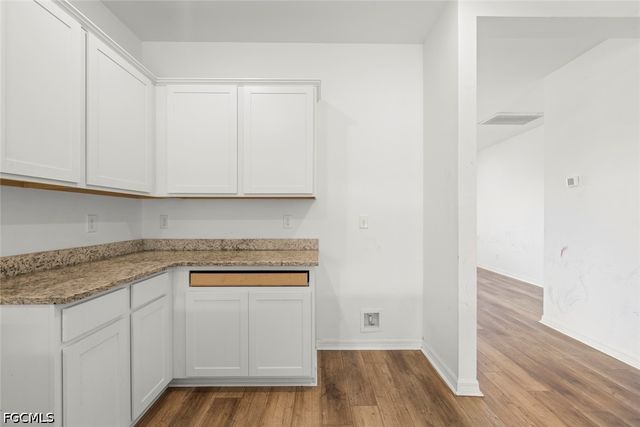 2021 NE 4th AVE, Cape Coral, FL 33909