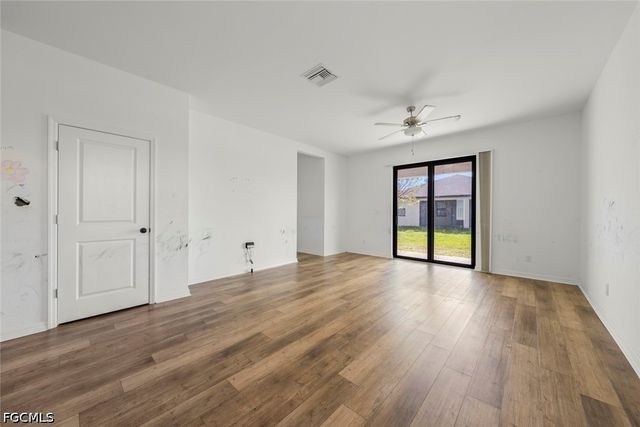 2021 NE 4th AVE, Cape Coral, FL 33909