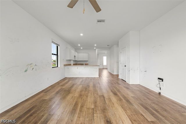 2021 NE 4th AVE, Cape Coral, FL 33909