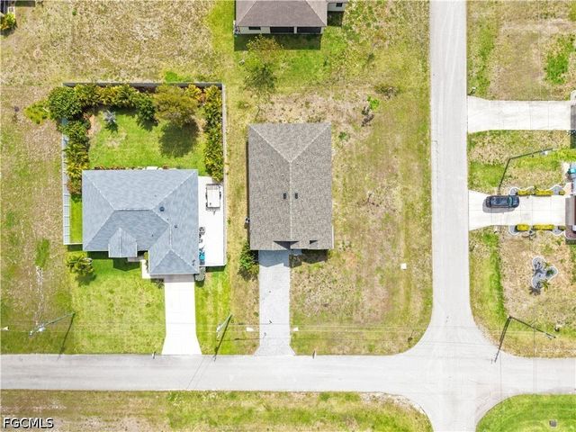 2021 NE 4th AVE, Cape Coral, FL 33909