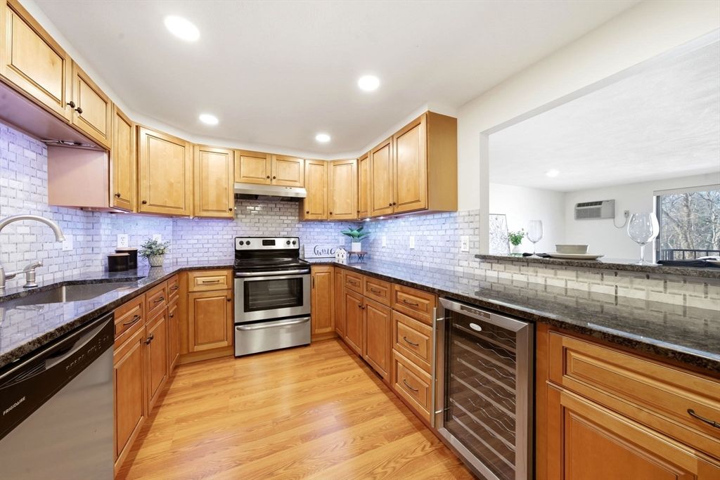 9 Broadway 217, Saugus, MA 01906