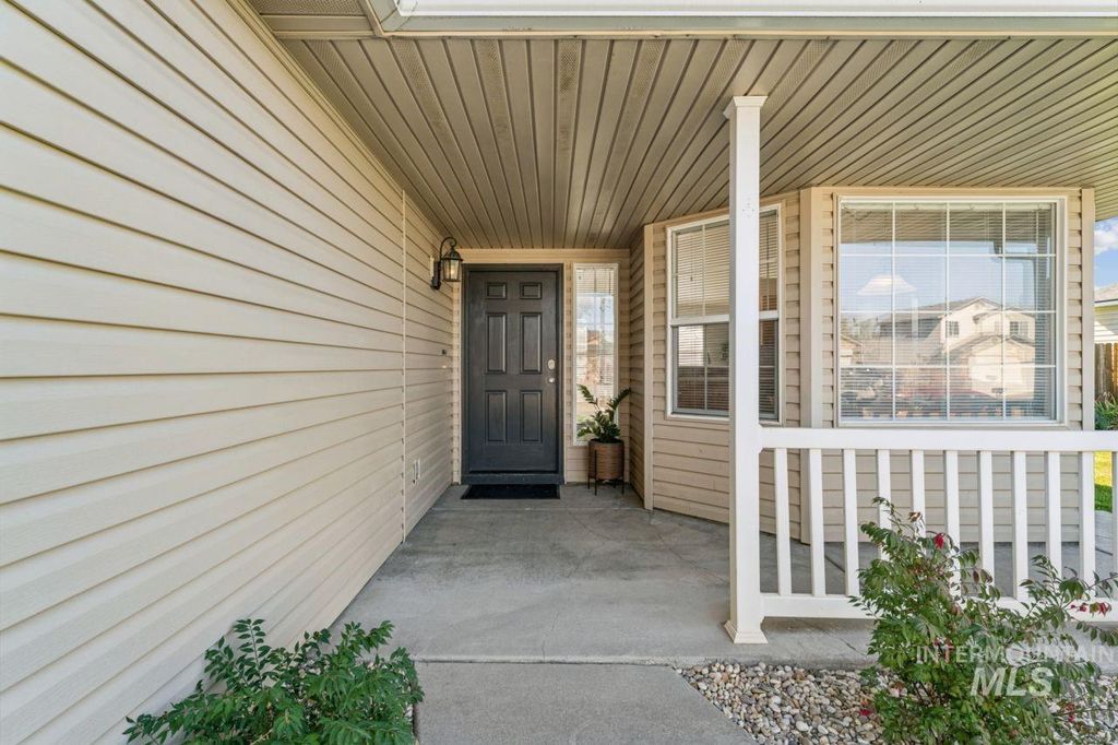 11695 W Huckleberry Dr, Nampa, ID 83651 photo 4