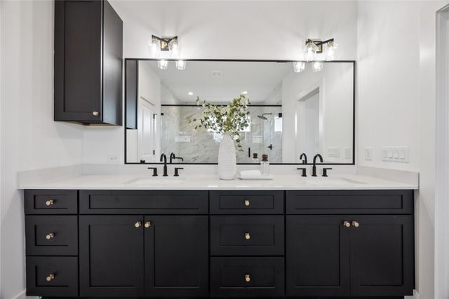 2806 Mills Street, Houston, TX 77026