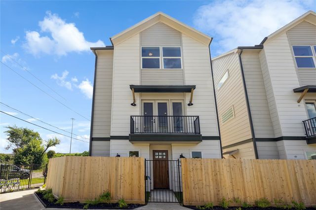 2806 Mills Street, Houston, TX 77026