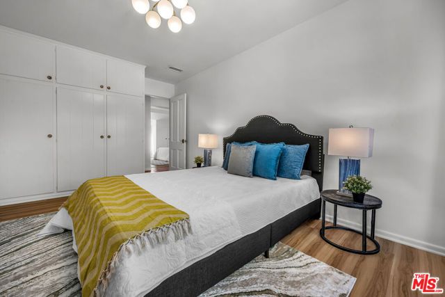 6636 Tobias Avenue, Van Nuys (los Angeles), CA 91405