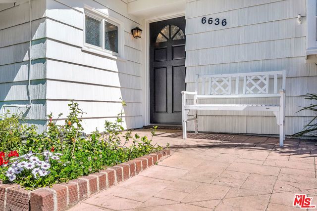 6636 Tobias Avenue, Van Nuys (los Angeles), CA 91405
