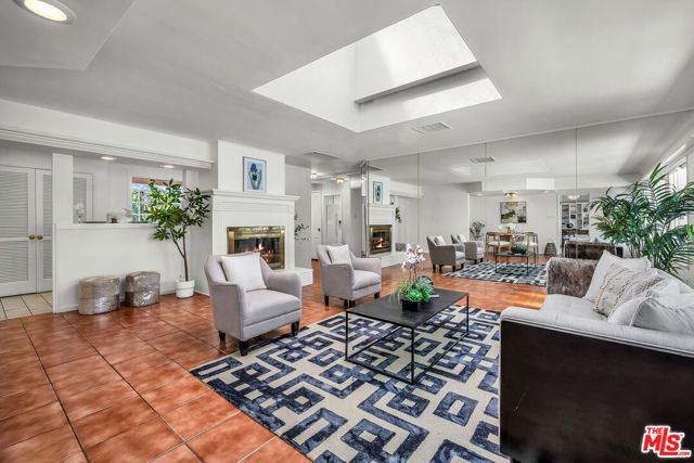 6636 Tobias Avenue, Van Nuys (los Angeles), CA 91405