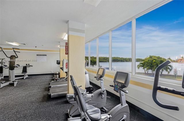 400 Kings Point Dr 1406, Sunny Isles Beach, FL 33160