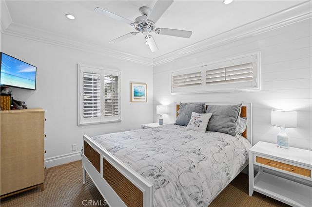 110 Pearl Avenue, Newport Beach, CA 92662