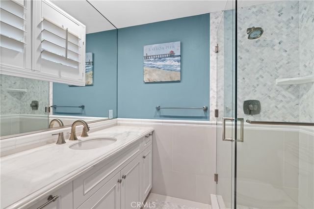 110 Pearl Avenue, Newport Beach, CA 92662