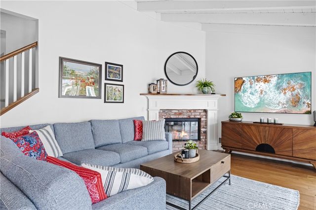110 Pearl Avenue, Newport Beach, CA 92662