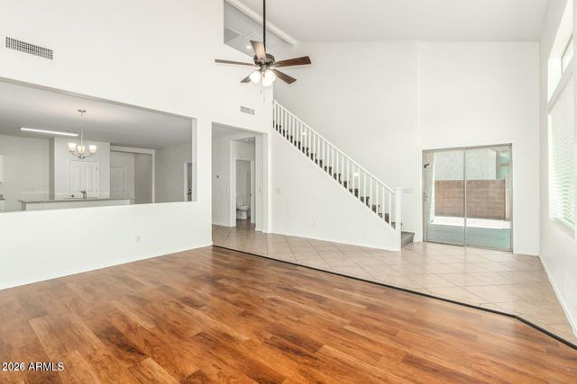 8223 W FLORENCE Avenue, Phoenix, AZ 85043