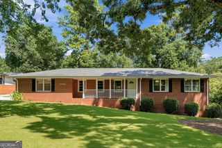 1303 Mohawk Drive, Lawrenceville, GA 30043