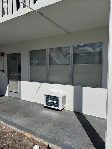 162 Westbury J 162, Deerfield Beach, FL 33442