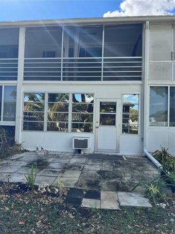 162 Westbury J 162, Deerfield Beach, FL 33442