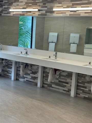 162 Westbury J 162, Deerfield Beach, FL 33442