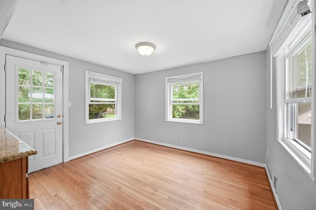 2918 MONROE PL, Falls Church, VA 22042