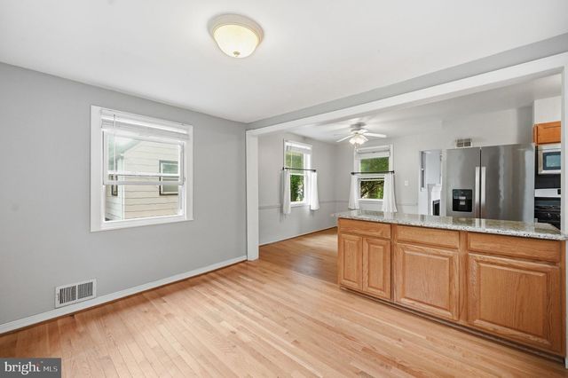 2918 MONROE PL, Falls Church, VA 22042
