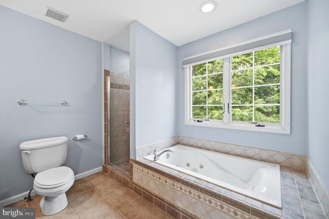 2918 MONROE PL, Falls Church, VA 22042