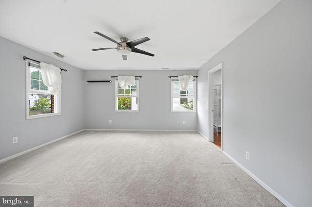 2918 MONROE PL, Falls Church, VA 22042