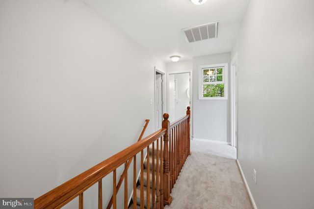 2918 MONROE PL, Falls Church, VA 22042