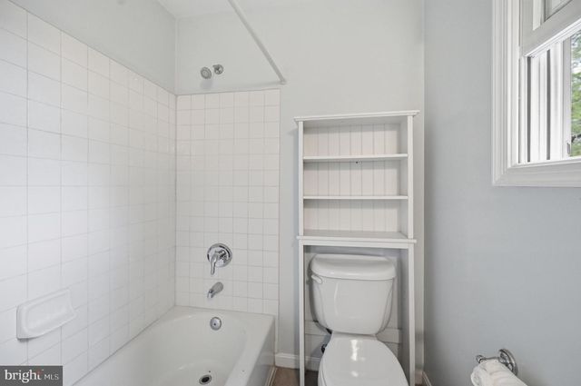 2918 MONROE PL, Falls Church, VA 22042