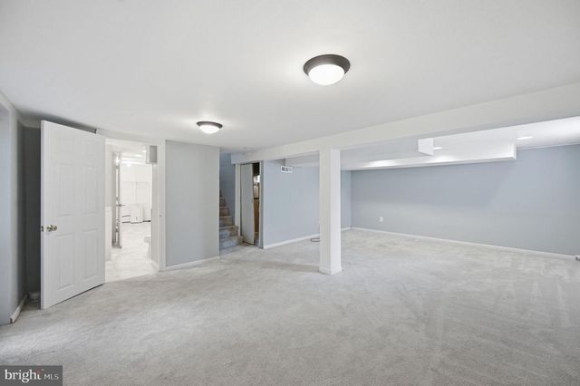 2918 MONROE PL, Falls Church, VA 22042