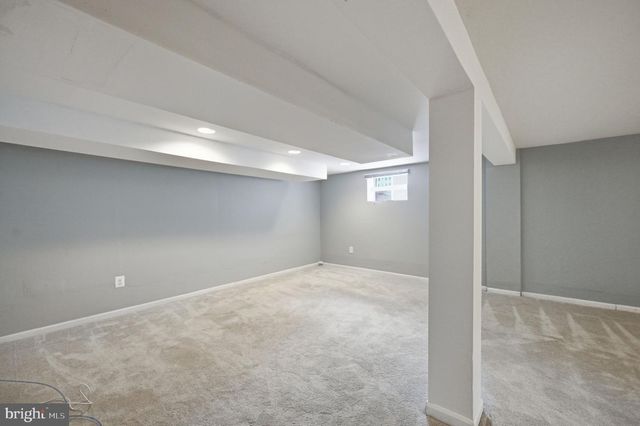 2918 MONROE PL, Falls Church, VA 22042