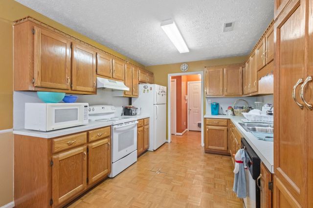 619 Blackstone Dr., Myrtle Beach, SC 29588