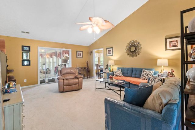 619 Blackstone Dr., Myrtle Beach, SC 29588