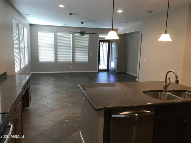 4221 E CULLUMBER Court, Gilbert, AZ 85234