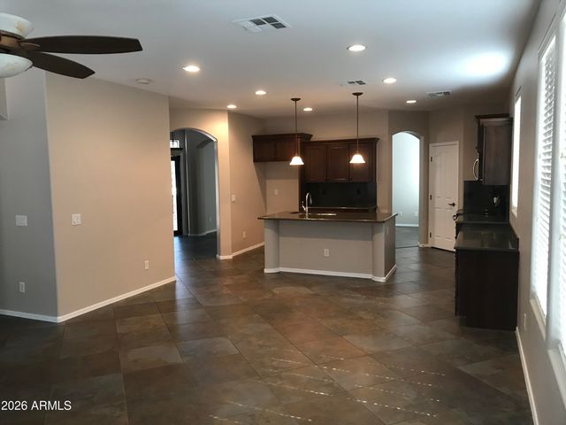 4221 E CULLUMBER Court, Gilbert, AZ 85234