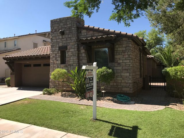 4221 E CULLUMBER Court, Gilbert, AZ 85234
