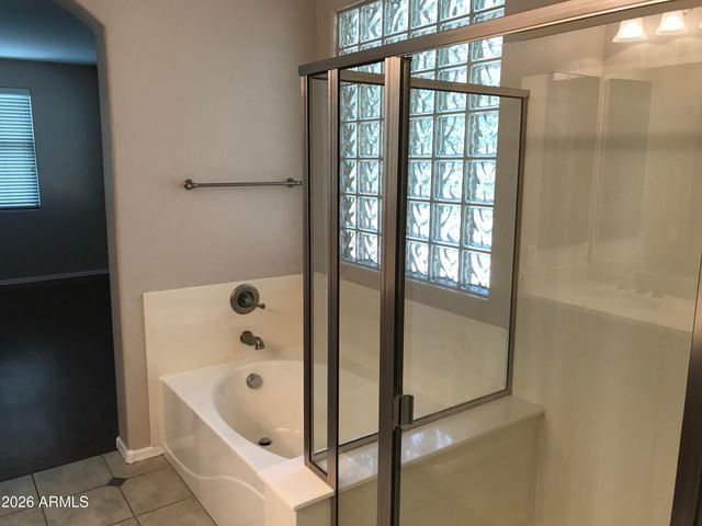 4221 E CULLUMBER Court, Gilbert, AZ 85234