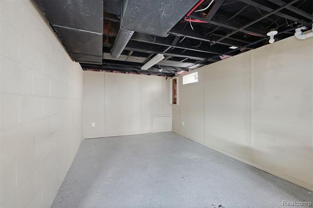 5844 Gilman Street, Garden City, MI 48135