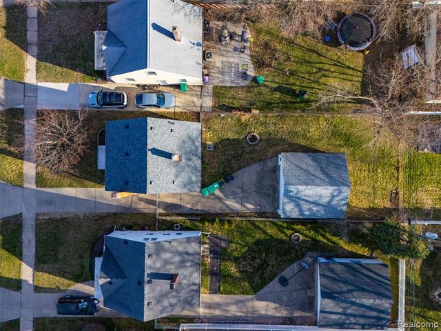 5844 Gilman Street, Garden City, MI 48135