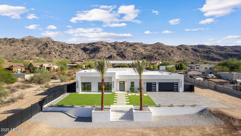 2309 E SOUTH MOUNTAIN Avenue, Phoenix, AZ 85042 — photo 5