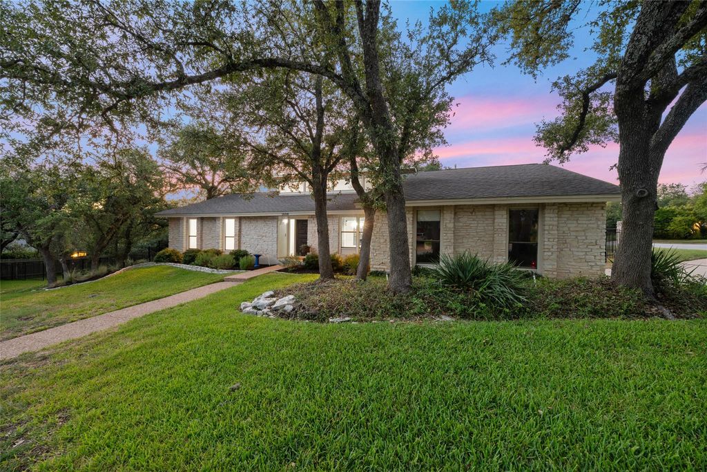 1600 Lost Creek BLVD, Austin, TX 78746