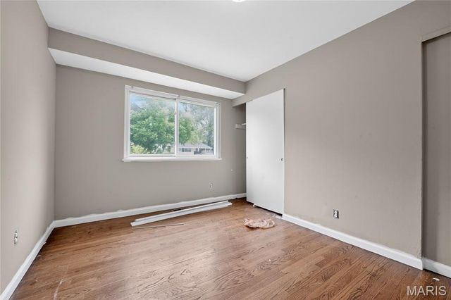 1055 Jackson Lane, St Louis, MO 63031