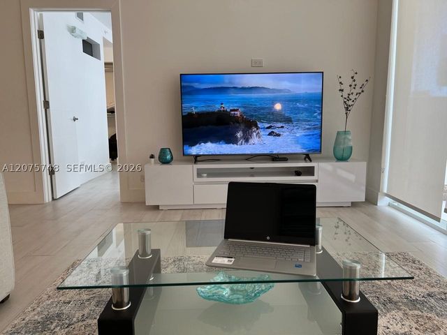5601 Collins Ave 412A, Miami Beach, FL 33140