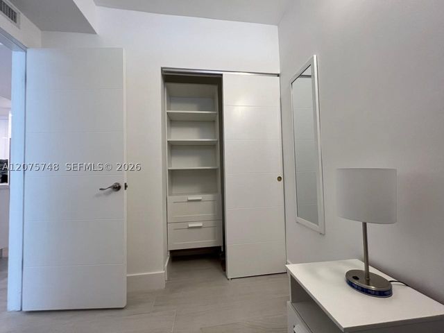 5601 Collins Ave 412A, Miami Beach, FL 33140