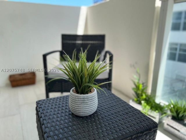 5601 Collins Ave 412A, Miami Beach, FL 33140
